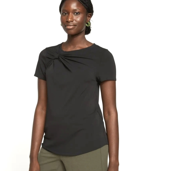 NWOT Universal Standard Stretch Crepe Black Twist Short Sleeve Top 10/ 12 - Picture 1 of 9